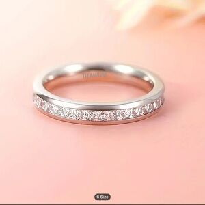 Elegant Titanium Steel Engraved Ring with 4mm Cubic Zirconia - Fade-Resistant